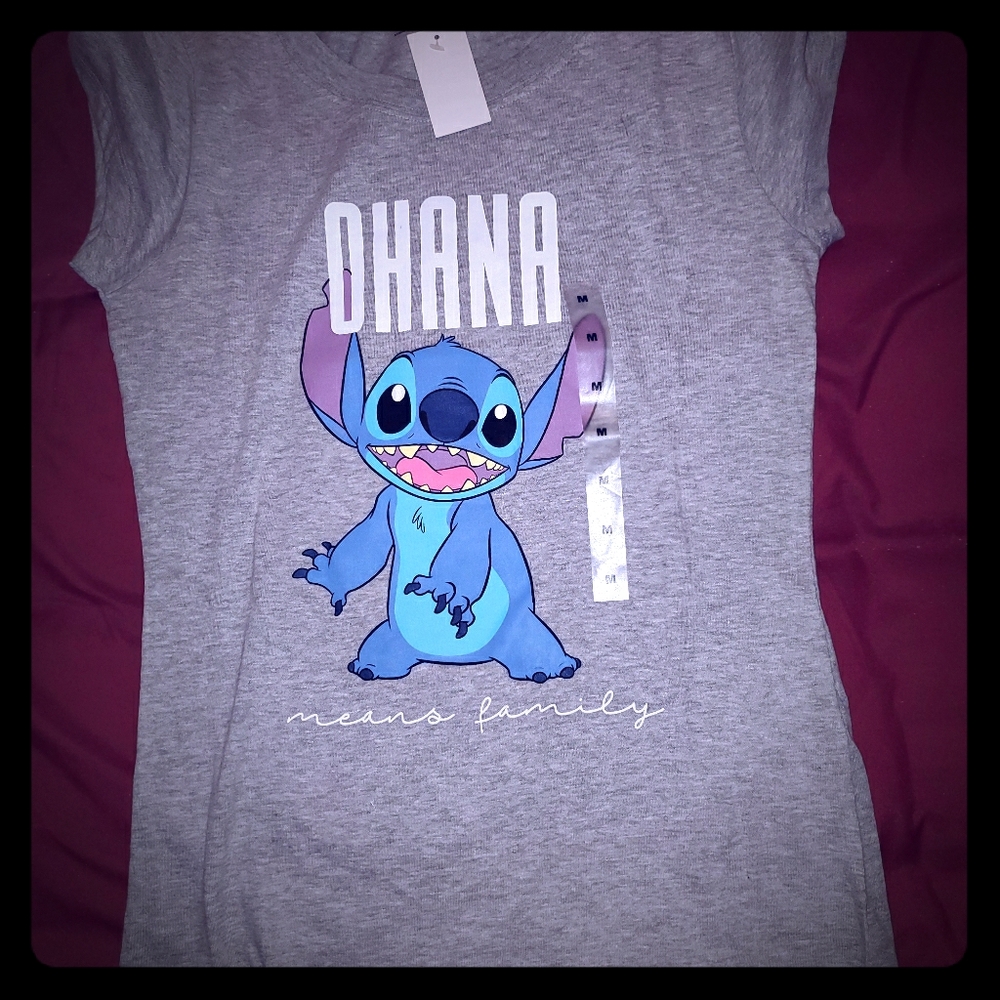 Disney "Lilo and Stich" tshirt